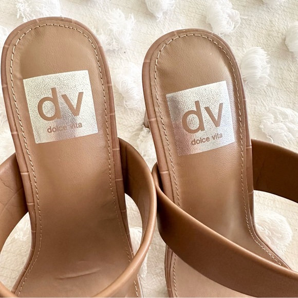 | dv by dolce vita • selsta textured open toe heel • size 6 | - Picture 9 of 10